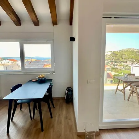 Loft With Sea And Fortress View Hvar * Хвар