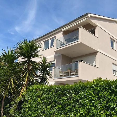 Hvarforfriends Architect Loft With Sea View And Parking Appartamento