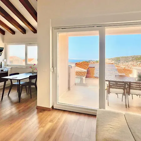 Hvarforfriends Architect Loft With Sea View And Parking Appartamento
