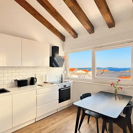 Hvarforfriends Architect Loft With Sea View And Parking Appartamento *
