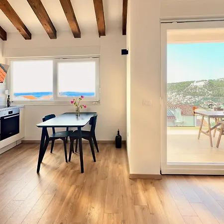 Hvarforfriends Architect Loft With Sea View And Parking Appartamento